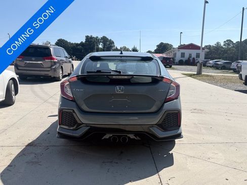 Used 2018 Honda Civic Sport image 2