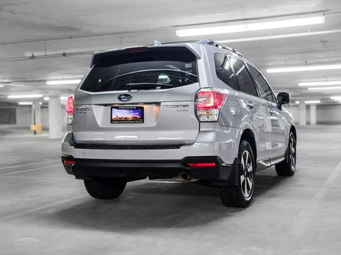 Used 2017 Subaru Forester 2.5i Premium w/ All-Weather Package AWD/4WD image 7