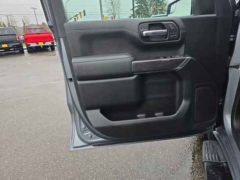 Used 2019 Chevrolet Silverado 1500 LTZ AWD/4WD image 15