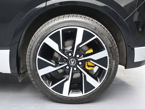 Certified 2024 Acura ZDX Type S AWD/4WD image 12