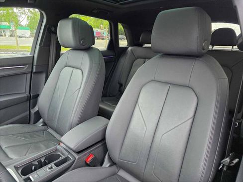 Used 2023 Audi Q3 2.0T Premium Plus AWD/4WD image 21