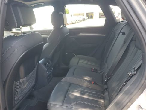 Certified 2025 Audi Q5 2.0T Premium AWD/4WD image 17