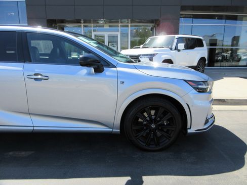 Used 2024 Lexus RX 500h F Sport AWD/4WD image 13