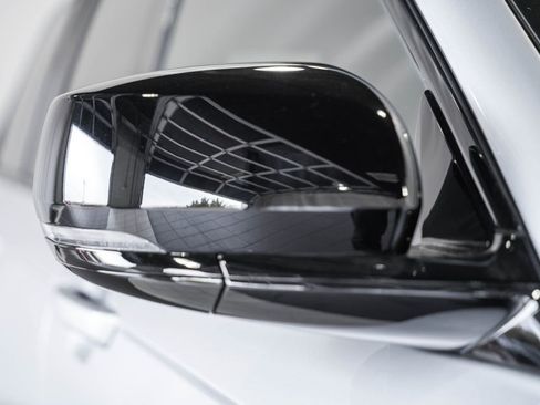 New 2025 Jeep Grand Cherokee Altitude image 14