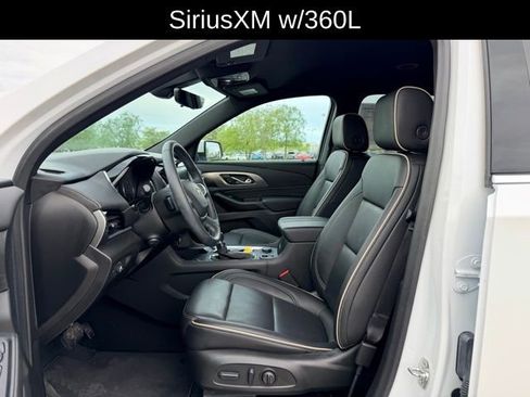 Certified 2023 Chevrolet Traverse Premier AWD/4WD image 8