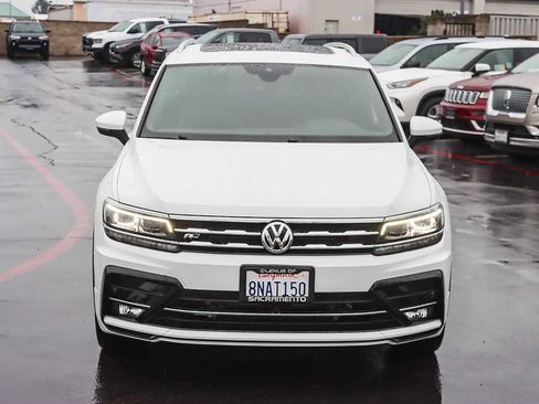 Used 2019 Volkswagen Tiguan SEL Premium R-Line image 6