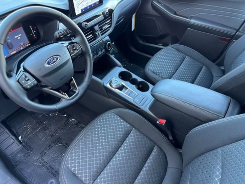 New 2026 Ford Escape Active w/ Cold Weather Package image 18