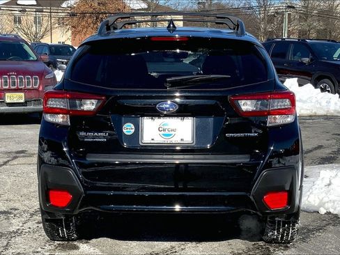 Certified 2023 Subaru Crosstrek 2.0i Premium image 4