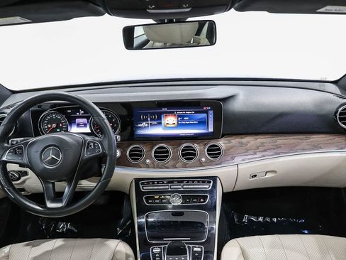 Used 2017 Mercedes-Benz E 300 image 13