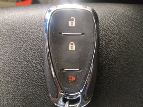 Used 2021 Chevrolet Equinox LT FWD image 32