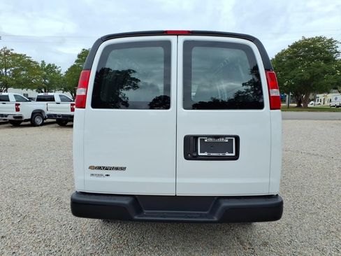 New 2026 Chevrolet Express 2500 Extended w/ Driver Convenience Package RWD image 6