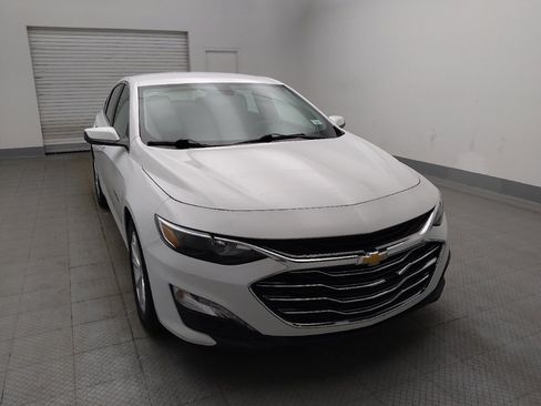 Used 2019 Chevrolet Malibu LT FWD image 14