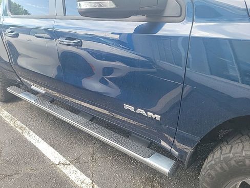 Used 2022 RAM 1500 Big Horn AWD/4WD image 7