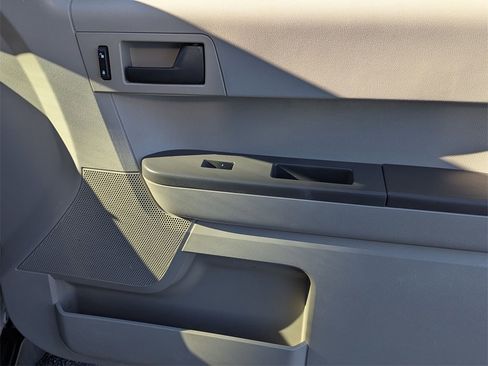 Used 2012 Ford Escape XLS image 24