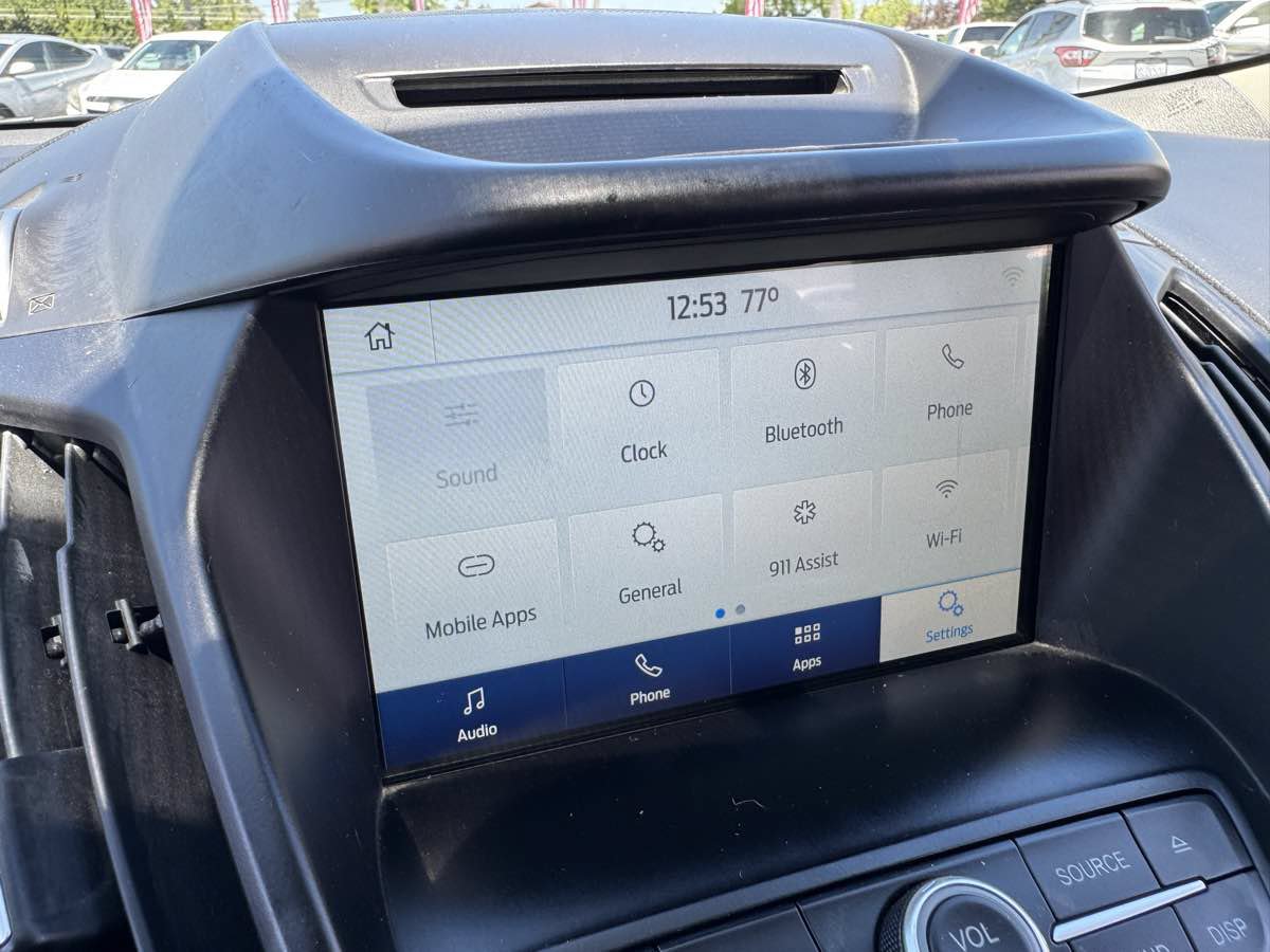 Used 2018 Ford Escape SE w/ SE Sync 3 Package AWD/4WD image 28