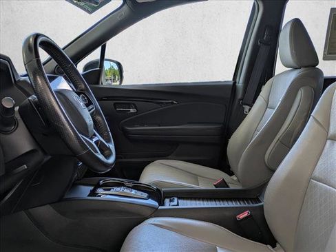 Used 2019 Honda Passport Touring image 18