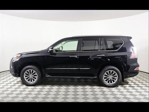 Used 2019 Lexus GX 460 Luxury AWD/4WD image 3