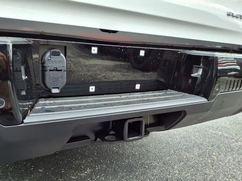 New 2026 GMC Sierra EV Elevation image 20