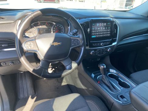 Used 2019 Chevrolet Traverse LT image 10