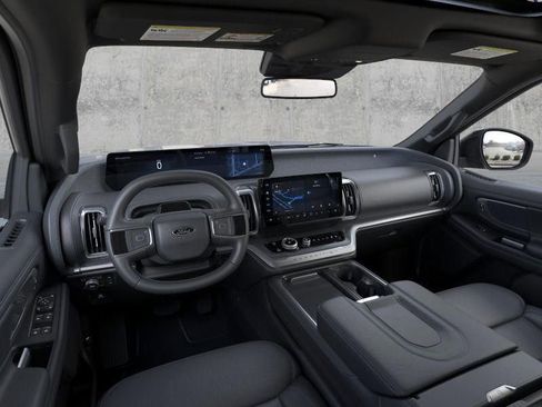 New 2026 Ford Expedition Max Platinum image 9