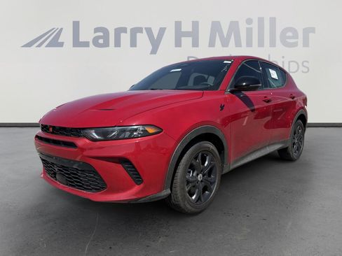 New 2025 Dodge Hornet GT w/ GT Blacktop Package image 4