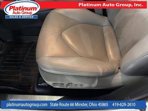Used 2022 Toyota Highlander Platinum image 13