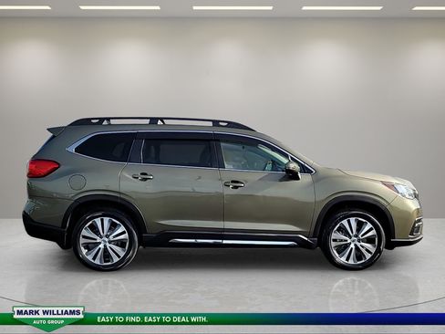 Used 2022 Subaru Ascent Limited w/ Technology Package AWD/4WD image 2
