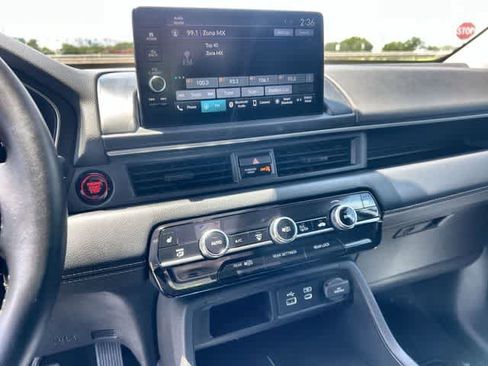 Certified 2025 Honda Pilot EX-L image 18