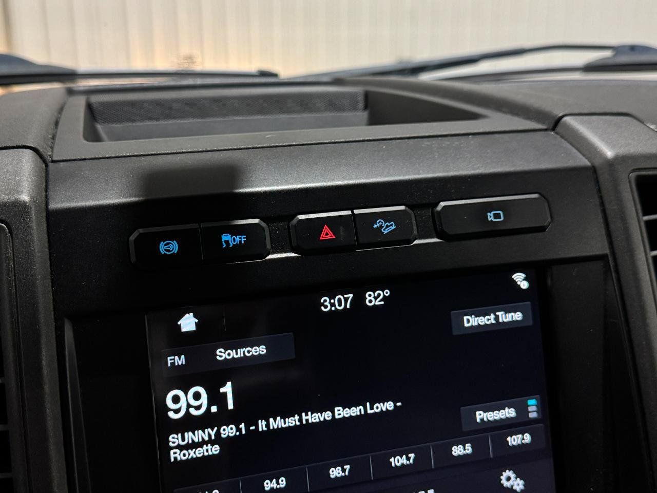 Used 2018 Ford F350 XL w/ STX Appearance Package AWD/4WD image 10