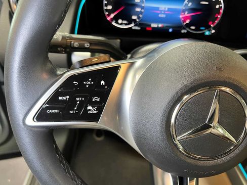 Certified 2026 Mercedes-Benz GLB 250 4MATIC image 29