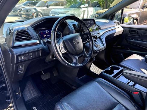 Used 2023 Honda Odyssey Sport image 14