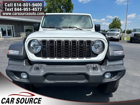 Used 2024 Jeep Wrangler Sport AWD/4WD image 8