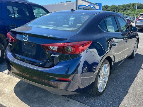 Used 2017 MAZDA MAZDA3 Grand Touring FWD image 4