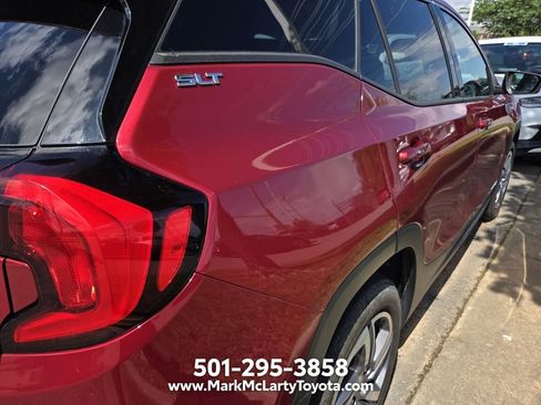 Used 2020 GMC Terrain SLT w/ Preferred Package FWD image 9