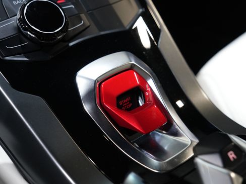 Used 2015 Lamborghini Huracan LP 610-4 image 41