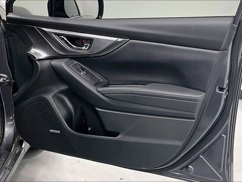 Used 2022 Subaru Impreza 2.0i Limited image 18