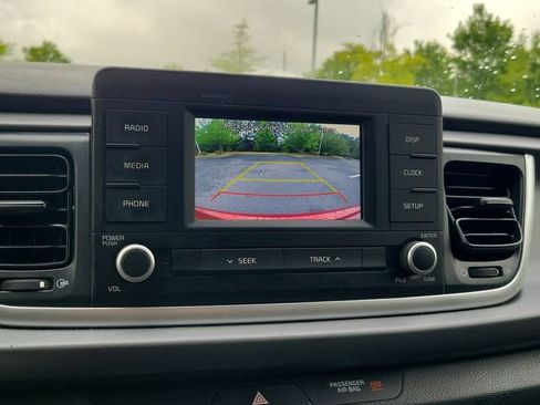 Certified 2018 Kia Rio S FWD image 21
