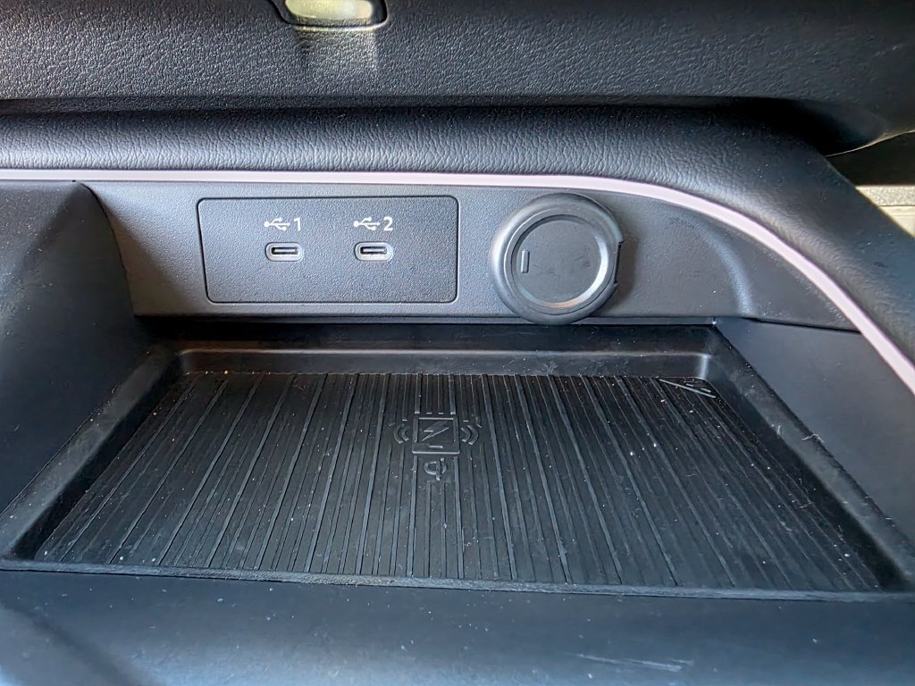 Used 2026 Nissan Sentra SR w/ SR Premium Package FWD image 41