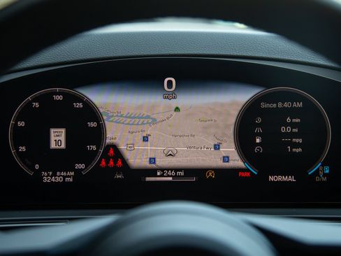Certified 2024 Porsche Cayenne S AWD/4WD image 17