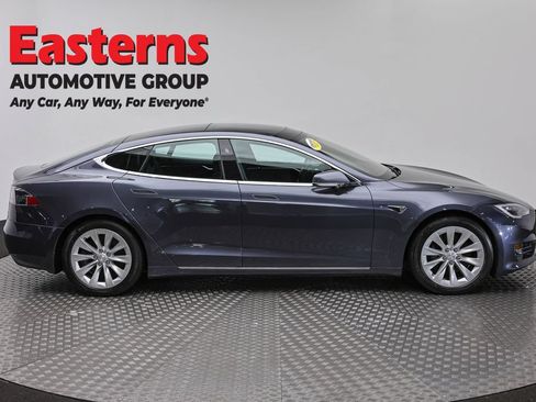Used 2018 Tesla Model S 100D AWD/4WD image 3