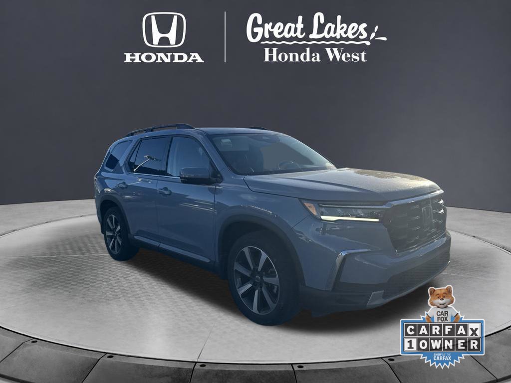 Used 2025 Honda Pilot Touring image 6