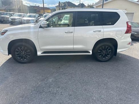 Used 2020 Lexus GX 460 Premium w/ Premium Package AWD/4WD image 7