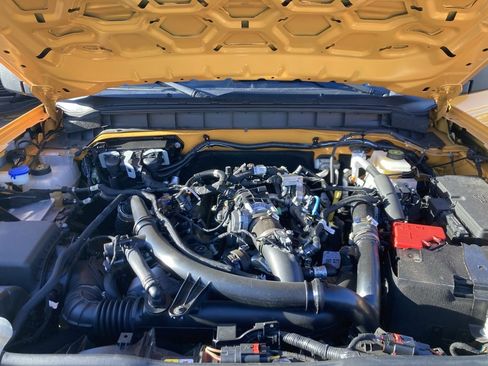 Used 2021 Ford Bronco Black Diamond image 30