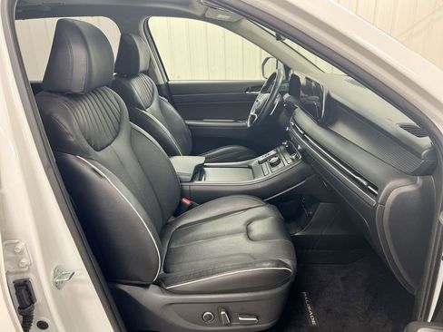 Used 2023 Hyundai Palisade Limited image 23