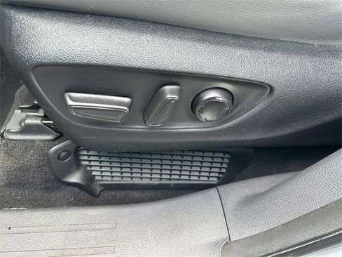 Certified 2024 Toyota Sienna XLE image 15