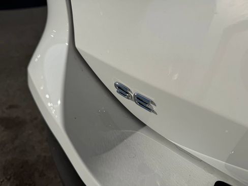 New 2026 Volkswagen Tiguan SE FWD image 11