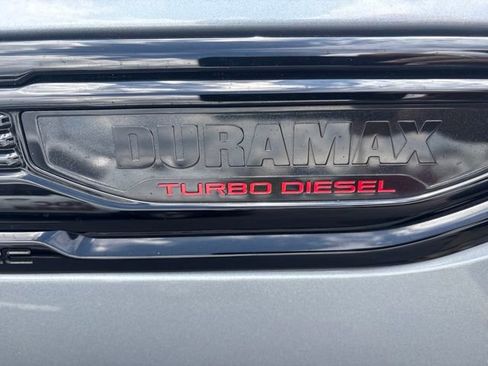 Used 2023 GMC Sierra 1500 AT4 w/ AT4 Premium Package AWD/4WD image 5