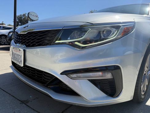 Used 2020 Kia Optima LX FWD image 17