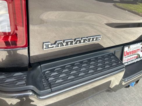 Used 2025 RAM 3500 Laramie AWD/4WD image 19