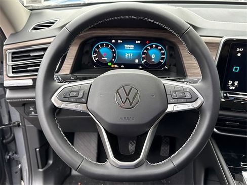 New 2026 Volkswagen Atlas SEL image 11